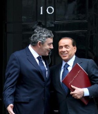 http://www.mondofinanzablog.com/wp-content/uploads/2009/02/g8-e-g20-berlusconi-e-brown-contro-il-protezionismo-si-alle-politiche-verdi.jpg