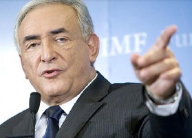 http://www.mondofinanzablog.com/wp-content/uploads/2009/09/fmi-parla-strauss-kahn-la-crisi-si-stabilizza-ma-la-ripresa-e-lontana.jpg