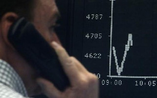 Piazza-Affari-chiude-in-positivo-Moodys-fa-il-downgrade-del-rating-del-Portogallo
